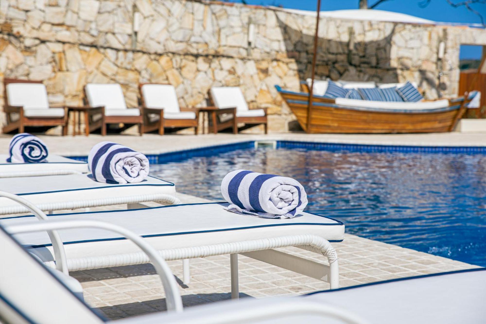Готель Le Relais La Borie Армасан-душ-Бузіус Екстер'єр фото